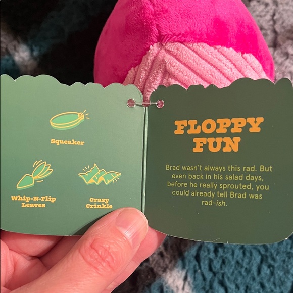 Plush Dog Toy Set — Pink radish with Green Leaf & Cream Cow - Picture 6 of 14